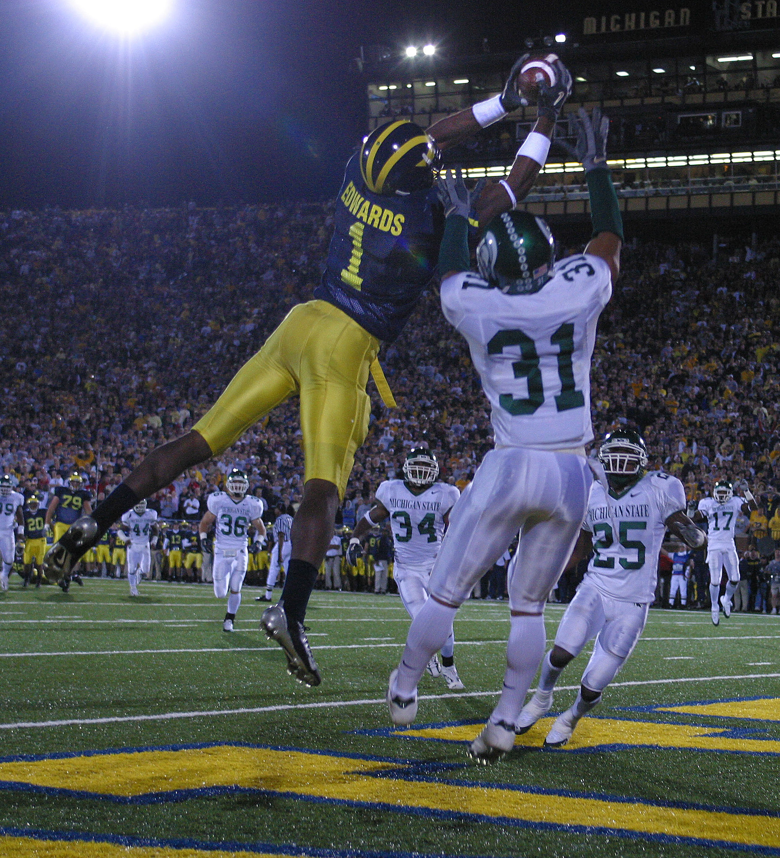 Image result for image of braylon edwards catching spartan touchdown