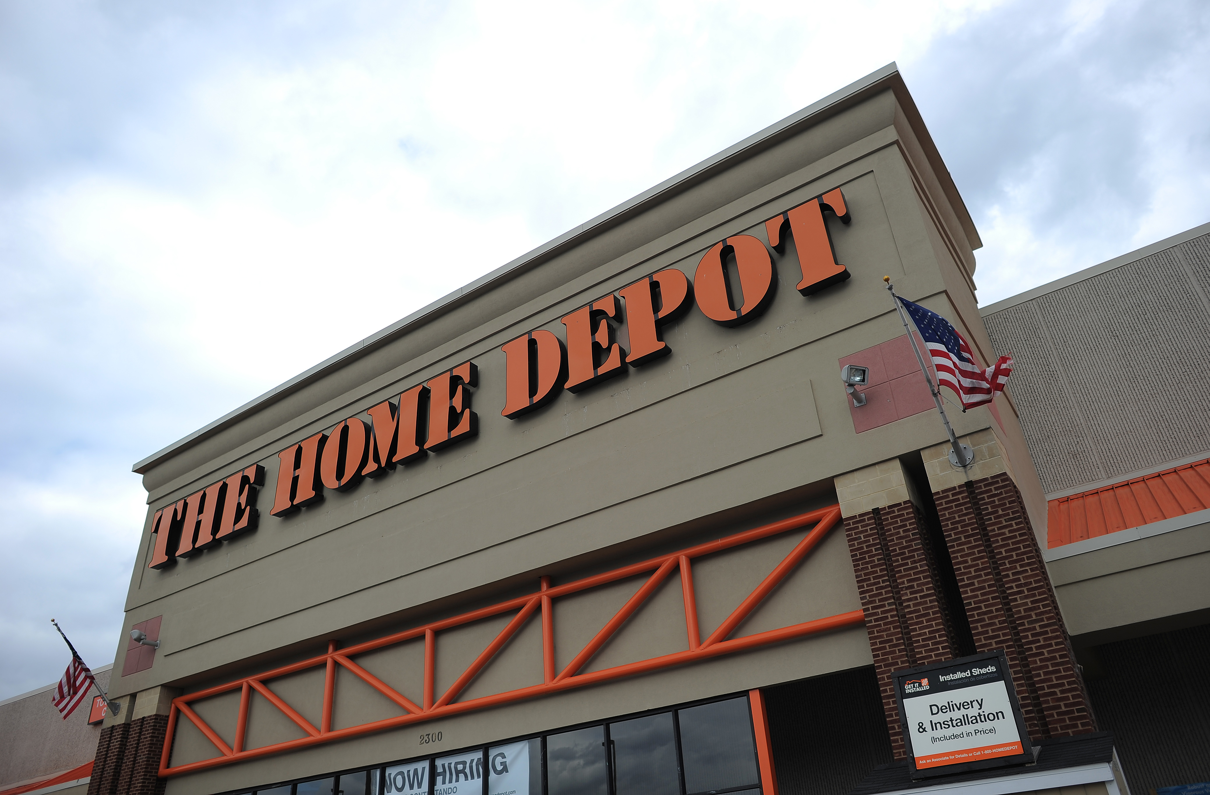 Home Depot To Close Hot Dog Stands At All Michigan Stores - CBS Detroit