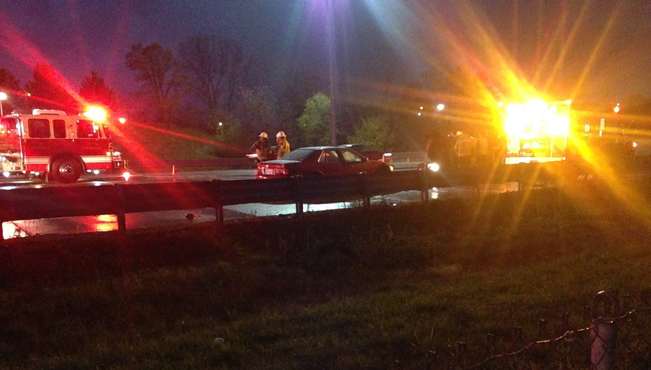 An accident  investigation continued into the night. (credit: Stephanie Davis/WWJ