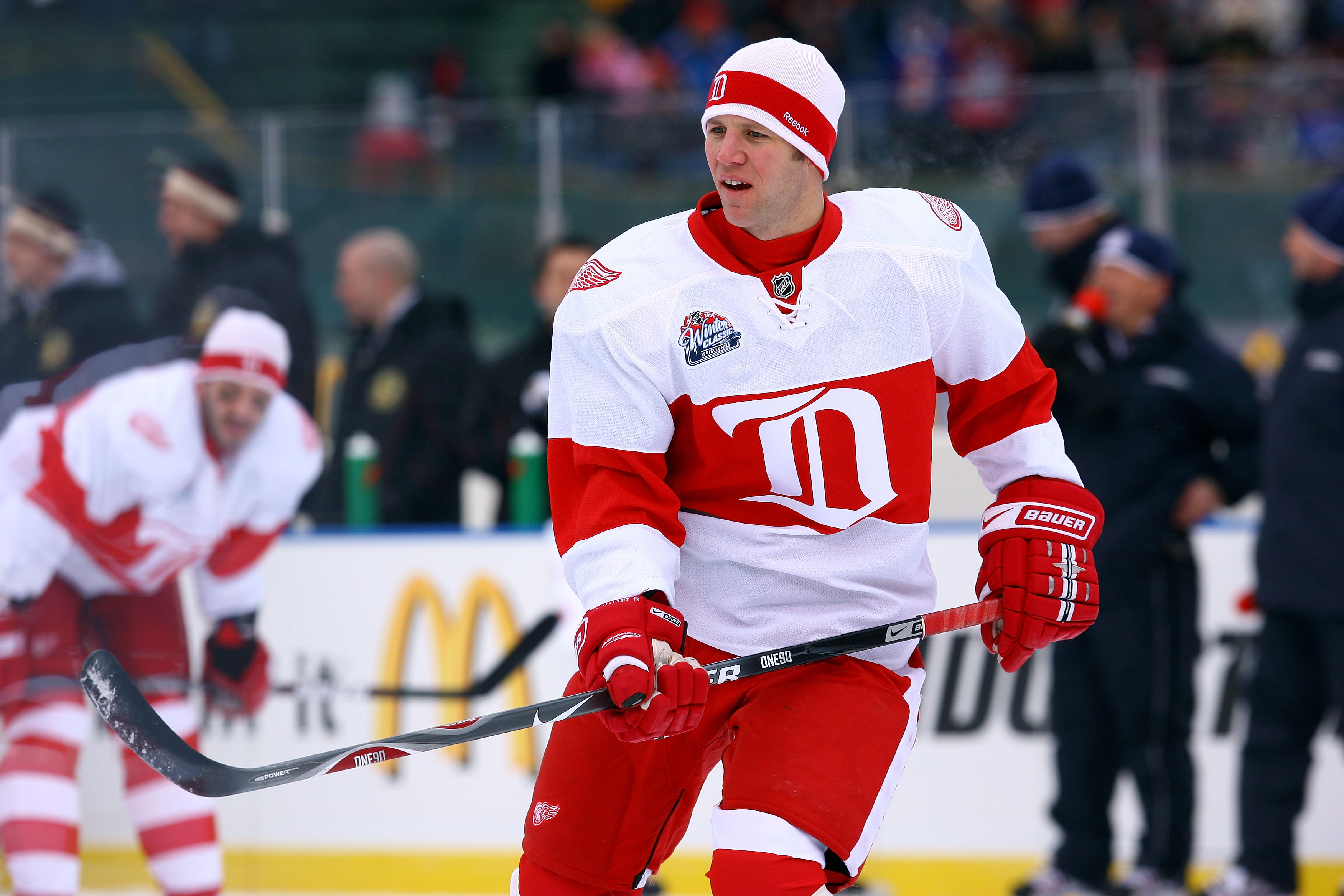 CHICAGO - JANUARY 01: Kirk Maltby #18 of the Detroit Red Wings skates during warm-ups against the Chicago Blackhawks during the NHL Winter Classic at Wrigley Field on January 1, 2009 in Chicago, Illinois. (Photo by Jamie Squire/Getty Images)