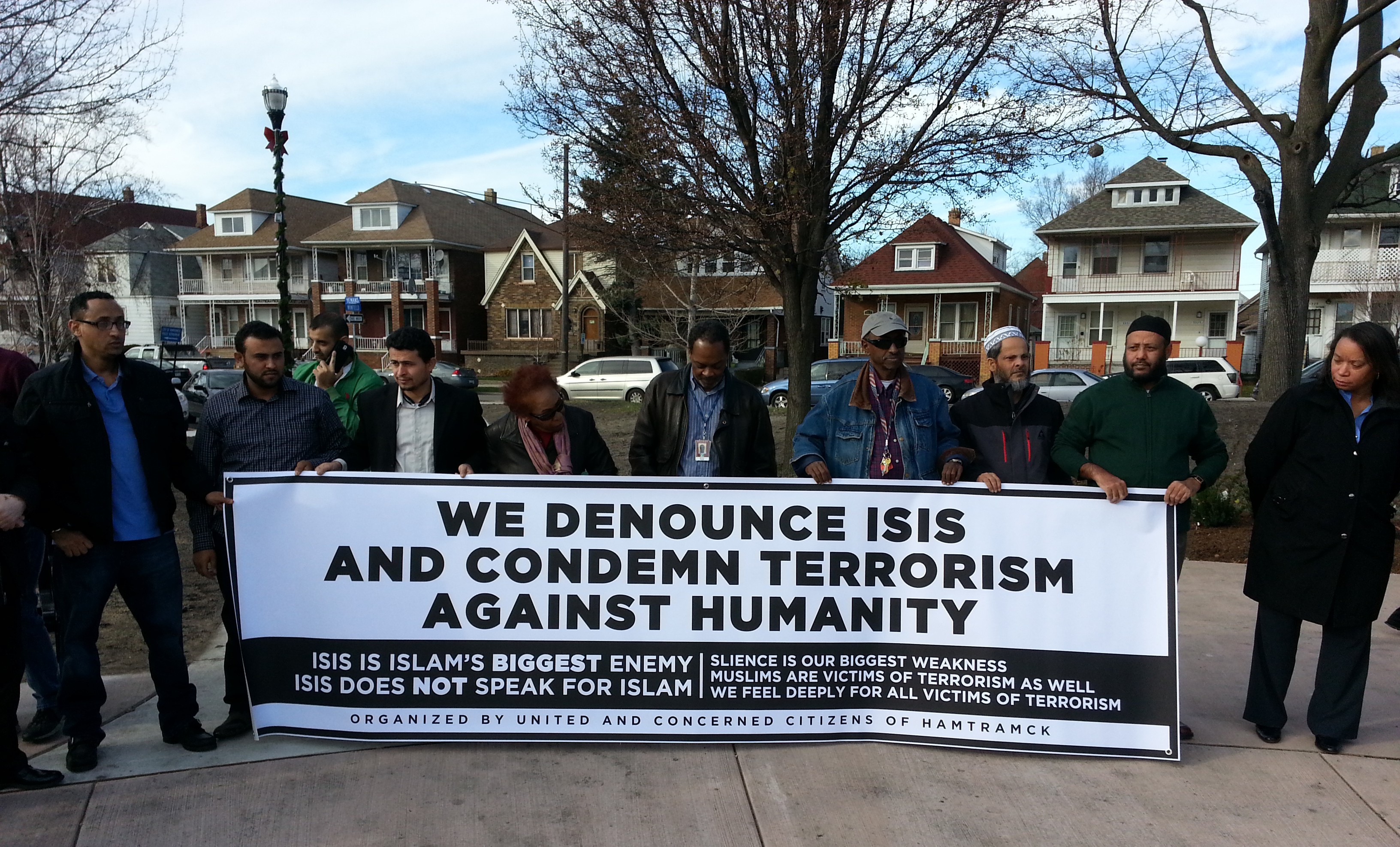 Residents of the greater Hamtramck area gather to speak out against ISIS. (credit: Jon Hewett)