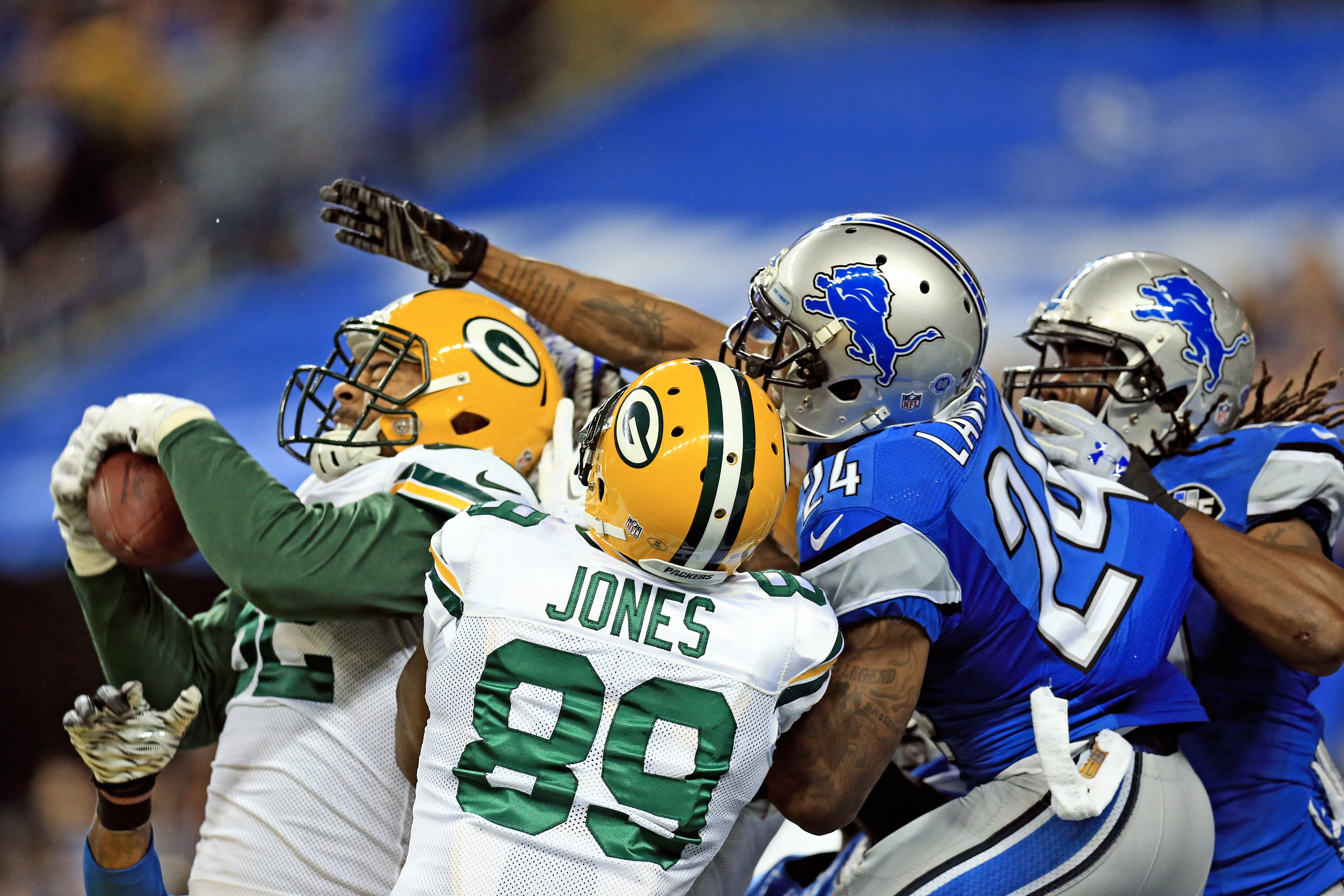 Team Grades Lions Play Well But Lose Heartbreaker To Packers As Win Streak Ends Cbs Detroit