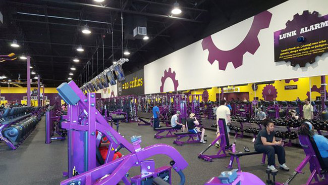 Inside the new Planet Fitness on 8 Mile Road in Detroit. (credit: Mike Campbell/WWJ)