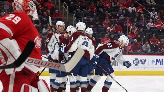 NHL-Leading Avs Beat Red Wings 5-2