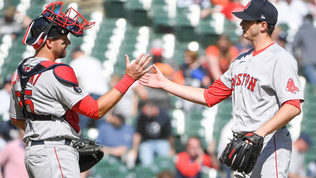 Devers Lifts Red Sox Over Tigers 5-3